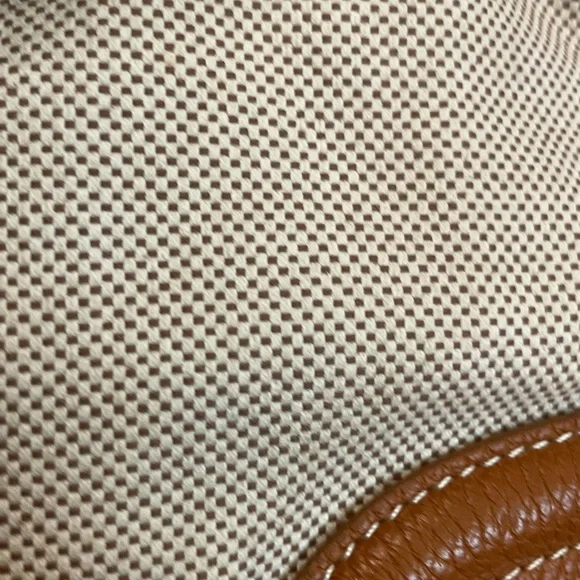 Dooney said Bourke hobo with matching wristlet. - Picture 10 of 13